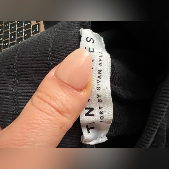 Tan + Lines Black Joggers Large - Picture 6 of 8